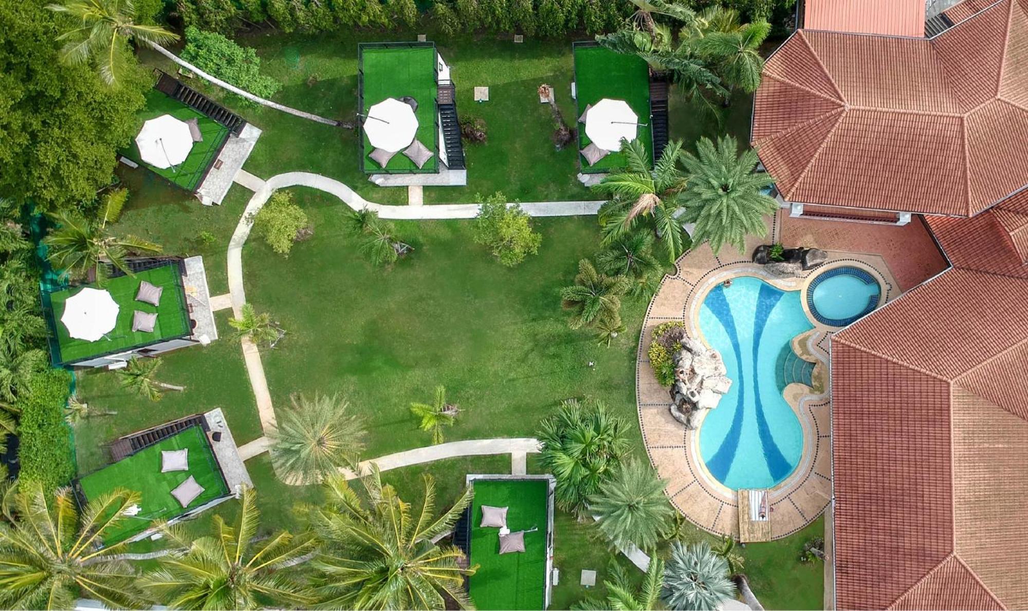 Hotel Coconut Wells Phuket Chalong Esterno foto